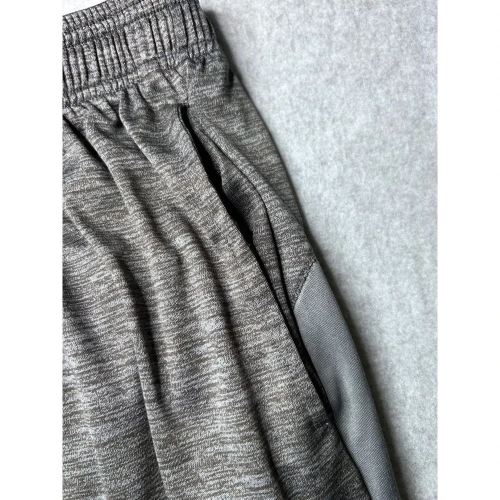 Buffalo Outdoors Mens 2XL Athletic Shorts Gray Mesh Gym Pockets
